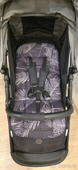 Sportovní kočárek - jako nový - 7