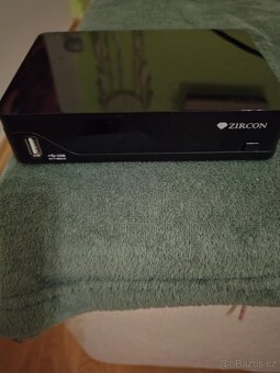 Samsung 40" Full HD TV – výborný stav, ovladače+set-top box - 7