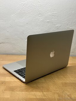 MacBook Pro 13” 2018/16GB RAM/Intel i7/256GB SSD/ Záruka - 7