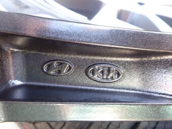 5x114,3 17" orig.Hyundai Tucson new zimna sada kol s TPMS - 7