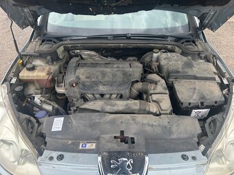 Peugeot 407 1,8 16V 92KW 6FY sedan prodám díly - 7