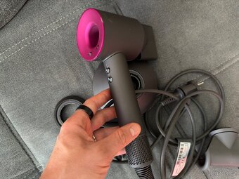 Dyson Supersonic, fialový - 7