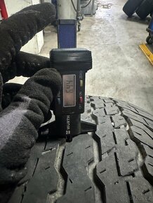 Pneumatiky 285/60 R18 - 7