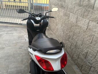 Yamaha x max 250 2013 - 7