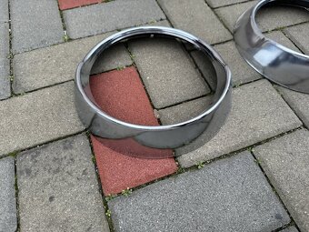 Volha Gaz 21,nové chromy předních světlometů - 7