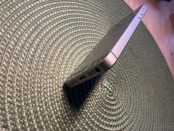 IPhone SE 2016 32gb BAT. 95% - 7