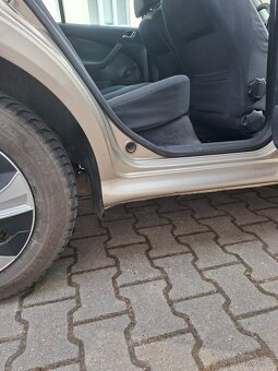 Škoda Octavia 1 (combi) 1.6i 75kw LPG - 7