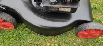 Benzínová sekačka motor briggstratton - 7