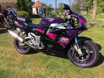 Honda CBR 900RR, Suzuki GSXR, VZ800, Kawasaki ZXR 400 - 7