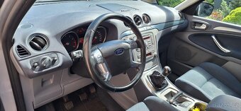 Ford S-Max - 7