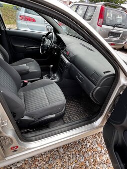 Škoda Octavia 1,6i - 7