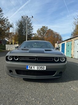 Prodám Dodge Challenger 3.6 V6 - 7