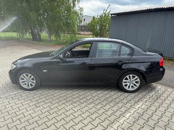 BMW E90 318i 95kW 2007 manuál - 7