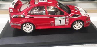 Mitsubishi Lancer evo VI 1:18 autoart rally rarita T.Makinen - 7