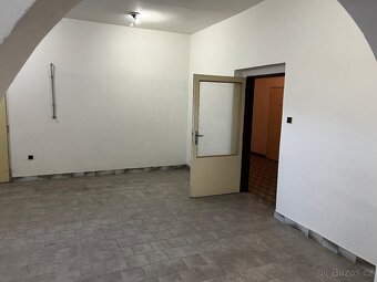 Obchodní prostory, sklad - lokalita Zlín - Pančava - 7