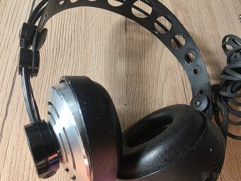 AKG K 140 - 7