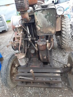 /Malotraktor/ naftový MOTOR Slavia 1st 120 - 7