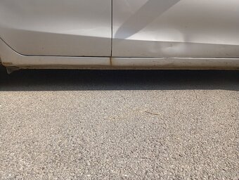 Hyundai i30 1.6i 92kW 2009 - 7