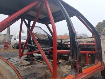 Karoserie felicia s rámem - 7