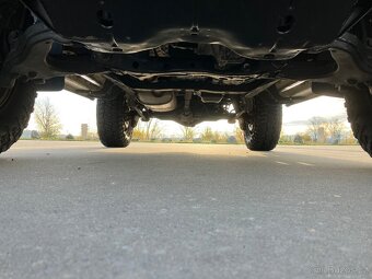 Toyota Land Cruiser J90 - 7