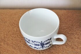 Porcelánová vintage sada na kávu s cibulákovým vzorem - 7
