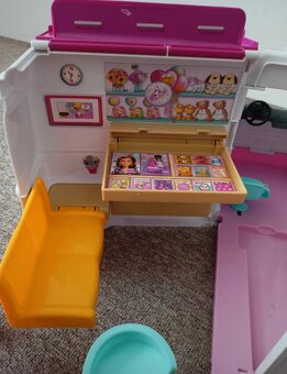 Sanitka Barbie - 7