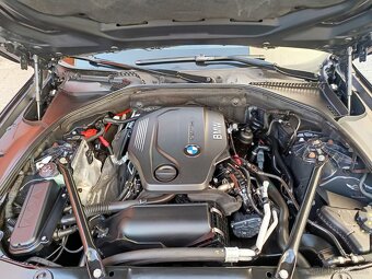 BMW 520d xDrive Touring 4x4 2.0 140 Kw Nikdy nehavarováno - 7
