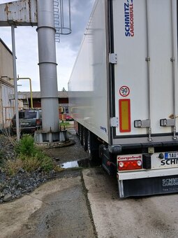 Chladírenský návěs Schmitz Gargobool SKO 24 - 7
