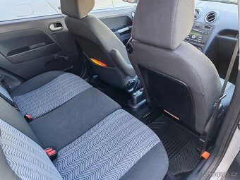 Ford Fusion - 7