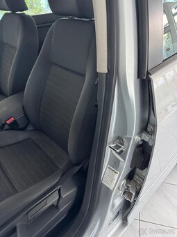 Volkswagen Golf PLUS 1.9TDi — VELMI ZACHOVALÝ PO 1.MAJITELI - 7