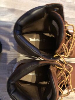 Kotnikove  kozene tenisky Timberland 39 - 7