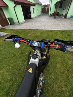 Suzuki rmz 250 - 7