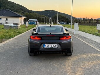 Chevrolet Camaro 6.2 V8 2SS manuál super cena. - 7