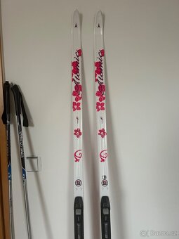 Set běžky, boty vel.40 a hůlky - 7