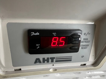 2 x mrazák AHT PARIS 250 L ADVS - 7