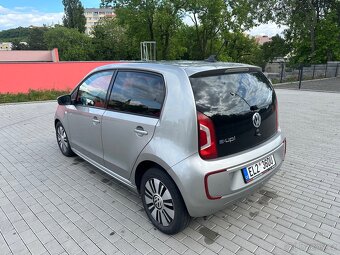 Prodám Volkswagen Up, Panorama, automat, navigace - 7