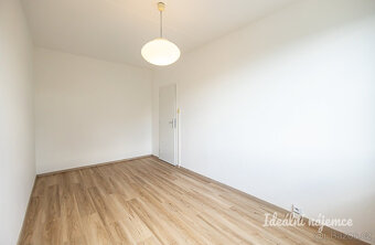 Pronájem bytu 2+kk, Pertoldova, Modřany, 16750 Kč/měs, 41 m - 7