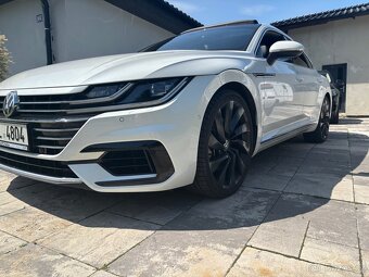 Volkswagen Arteon R-Line . - 7