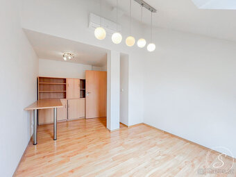 Pronájem bytu 3+kk, 85 m2, Praha Smíchov - 7