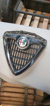 Alfa Romeo 156 - maska - 7