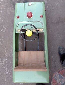 Šlapací autíčko - 7