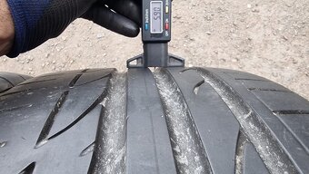 Letní pneu 245/35/18 Bridgestone Run Flat - 7