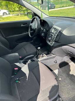 Hyundai i30 1.6 92 kW r.v. 2009 - 7