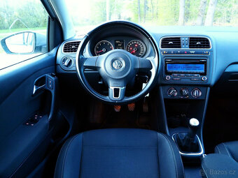 Volkswagen Polo V 1.4 63 kW - - - TOP výbava - 7