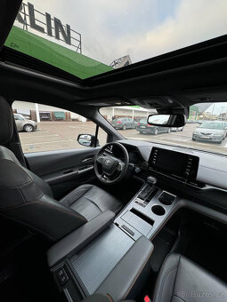 Toyota Sienna XSE 2022 - 7