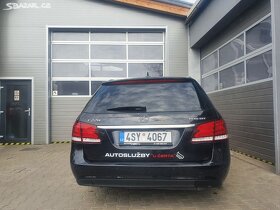 Mercedes-Benz Třídy E 220 Full led 4matic Panorama -DPH - 7