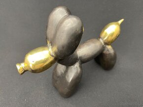 Socha bronz/mosaz Ballon dog - menší, patina - 7