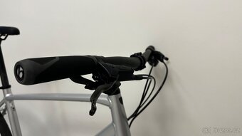 ZÁNOVNÍ kolo TREK FX2, rám L, 28", ZÁRUKA - 7