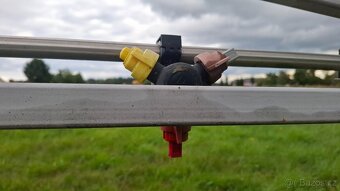 Postřikovač Knight 2000l 18m tažený - 7