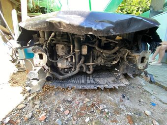 PRODÁM- VW PASSAT B7 1.6 TDI - 7